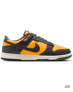 NK Leather Overlay Low-Top Trainer