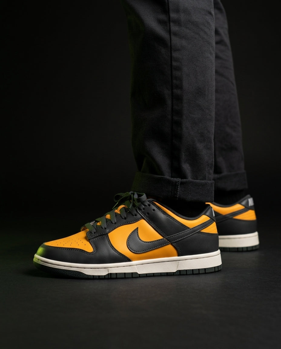 NK Leather Overlay Low-Top Trainer