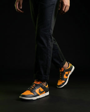 NK Leather Overlay Low-Top Trainer