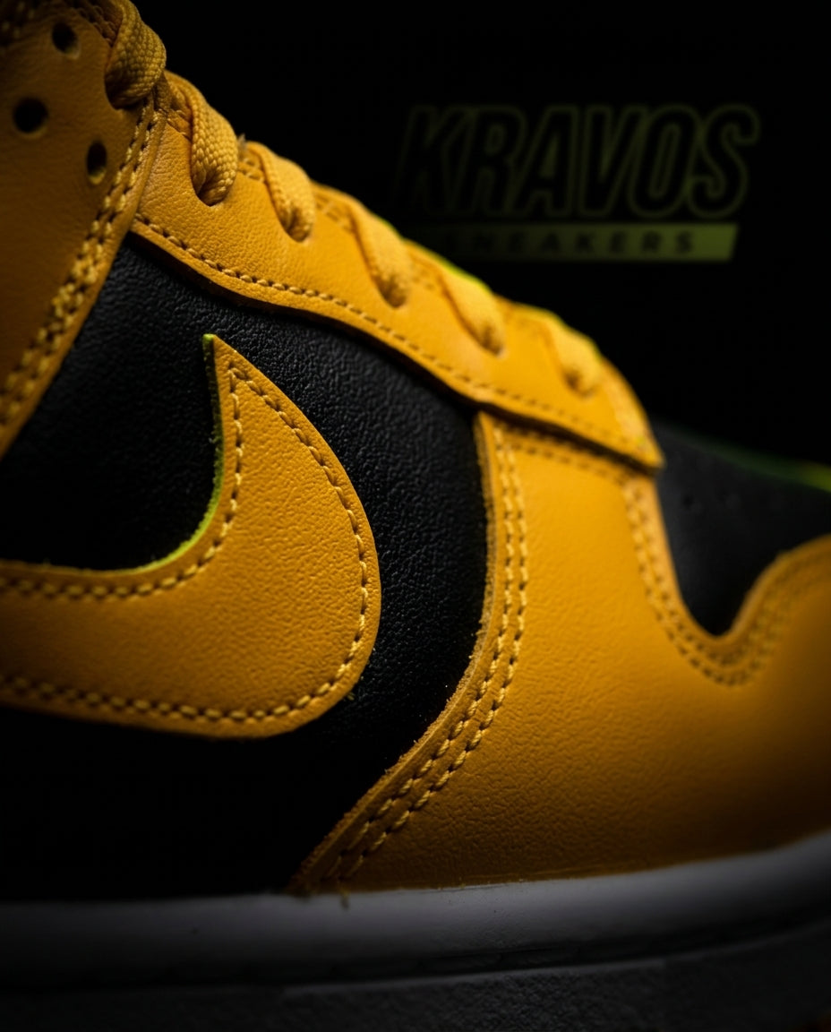 NK Leather Panelled Low Court Trainer Mixed 2 Black Yellow