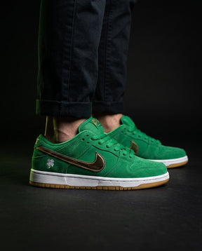 NK Leather Panelled Low Court Trainer Green Green Gum