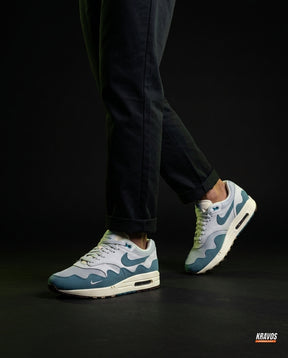 NK Leather Wavy-Panel Air Trainer White Teal Grey