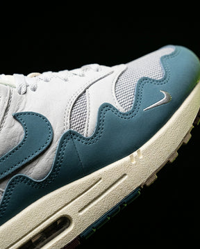 NK Leather Wavy-Panel Air Trainer White Teal Grey