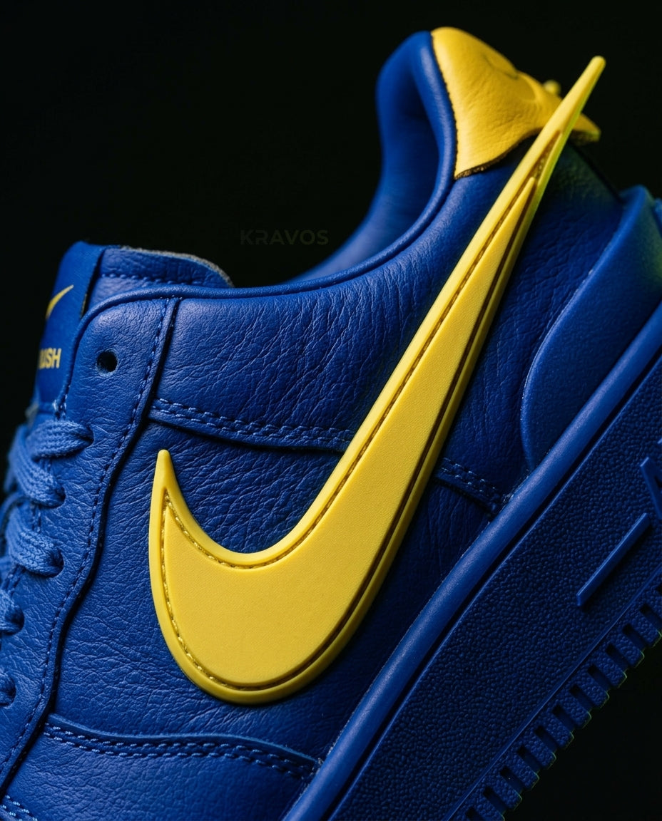 NK Leather Zip-Tag Court Trainer
