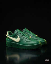 NK Leather Zip-Tag Court Trainer Green Cream