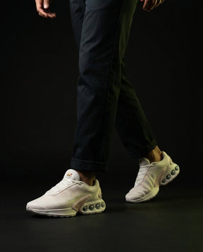 NK Mesh Bubble Air-Unit Runner Sail Pink