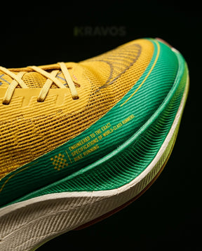 NK Mesh Curved-Heel Racing Runner