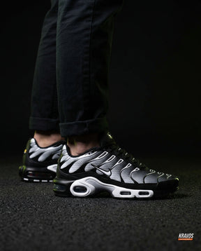 NK Mesh Layered Air-Bubble Runner Black White