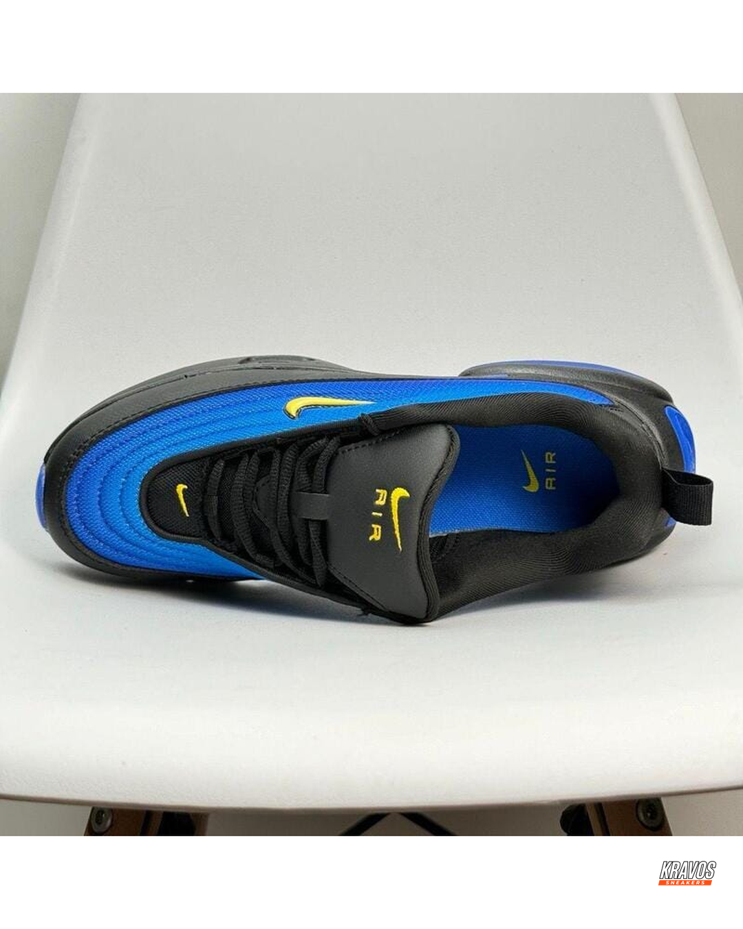 NK Mesh Layered Air-Bubble Trainer