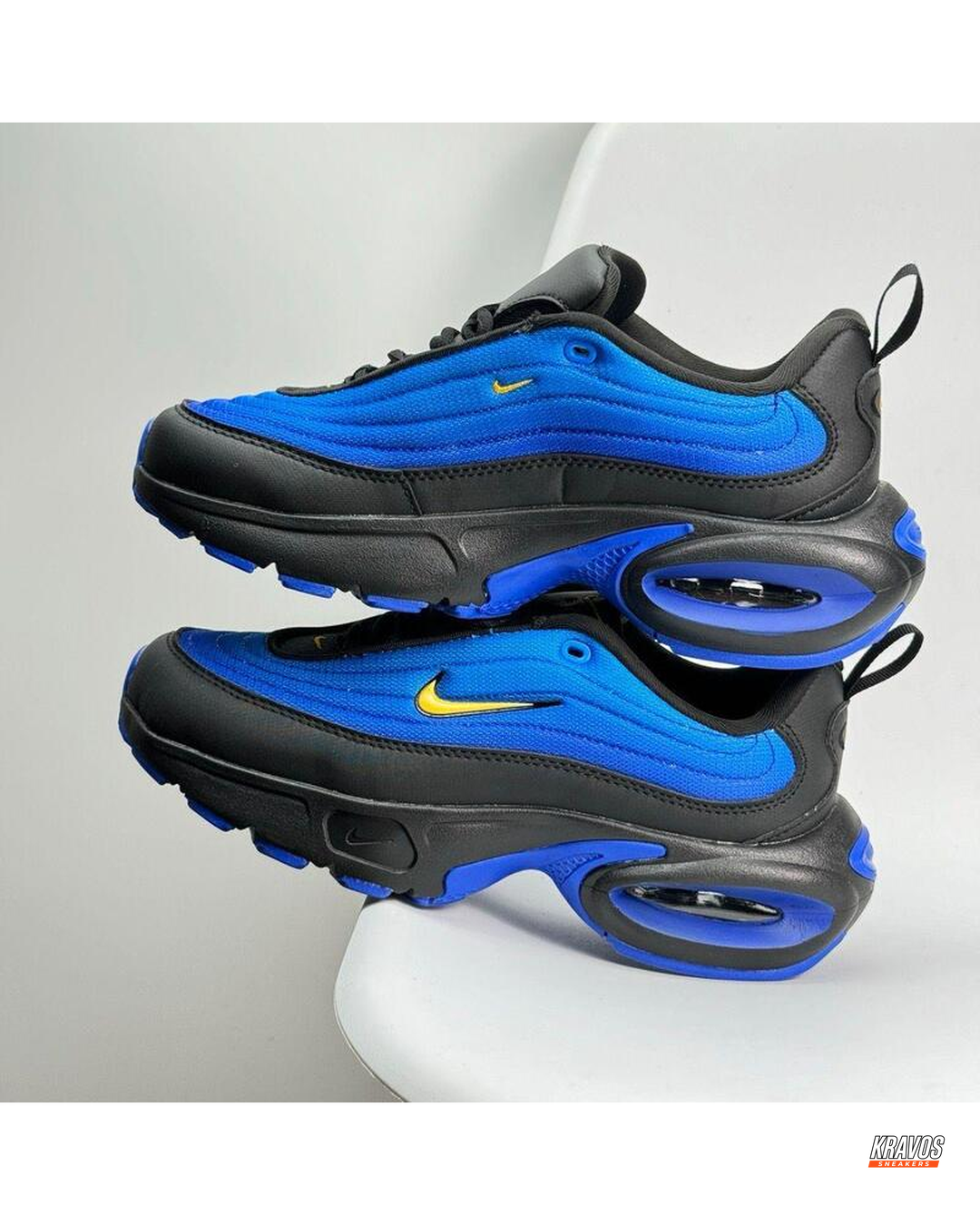 NK Mesh Layered Air-Bubble Trainer
