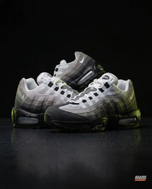 NK Mesh Layered Bubble Runner White Black Grey