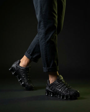 NK Mesh Layered Caged Runner