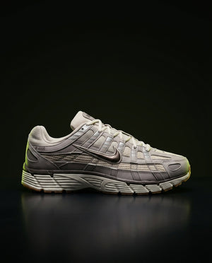 Grey Cream Gum