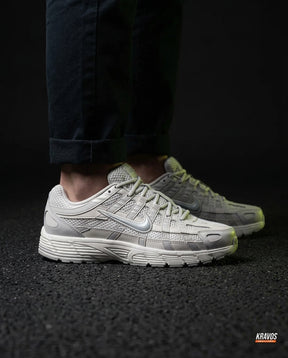 NK Mesh Layered Panelled Runner White Grey