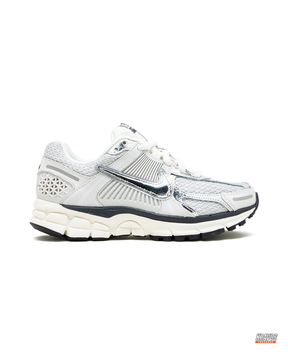 NK Mesh Layered Retro Runner