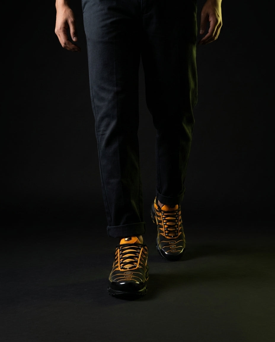 NK Mesh Layered Tiger-Stripe Runner Black Orange