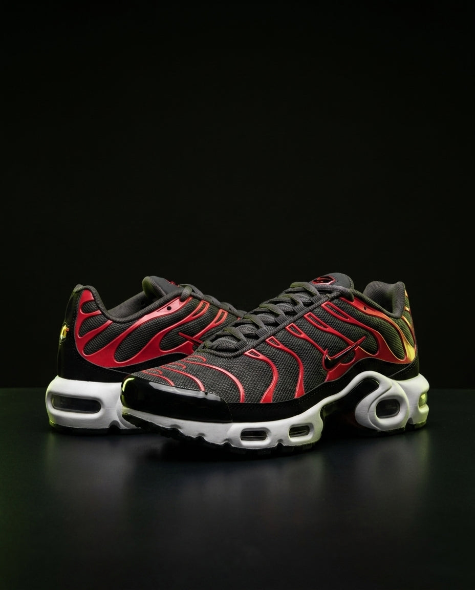 NK Mesh Layered Tiger-Stripe Runner Black Red White