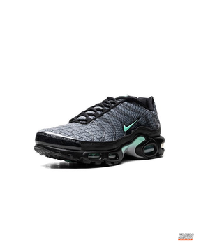 NK Mesh Layered Tiger-Stripe Runner