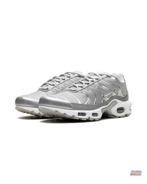 NK Mesh Layered Tiger-Stripe Runner