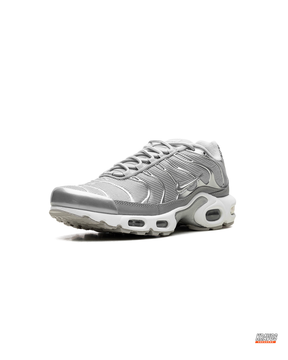 NK Mesh Layered Tiger-Stripe Runner