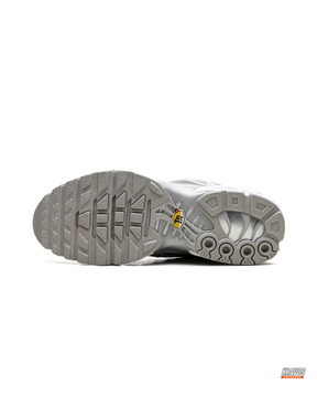 NK Mesh Layered Tiger-Stripe Runner