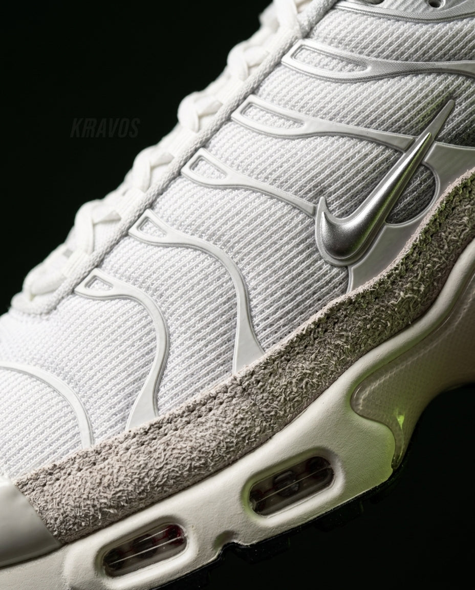 NK Mesh Layered Tiger-Stripe Runner Grey White