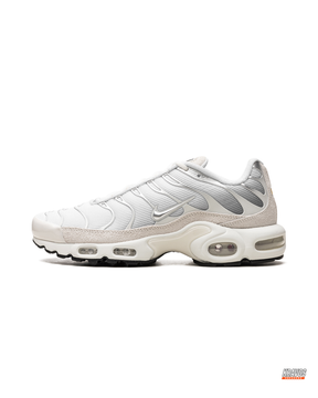 NK Mesh Layered Tiger-Stripe Runner