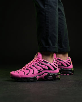 NK Mesh Layered Tiger-Stripe Runner Pink Black
