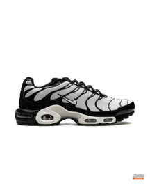 NK Mesh Layered Tiger-Stripe Runner White Black #whiteblack