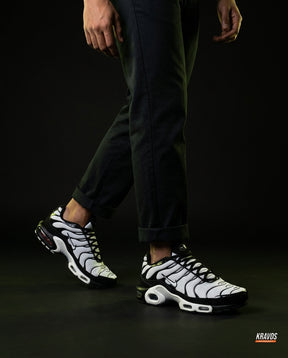 NK Mesh Layered Tiger-Stripe Runner White Black