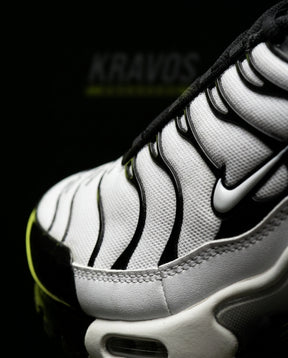 NK Mesh Layered Tiger-Stripe Runner White Black