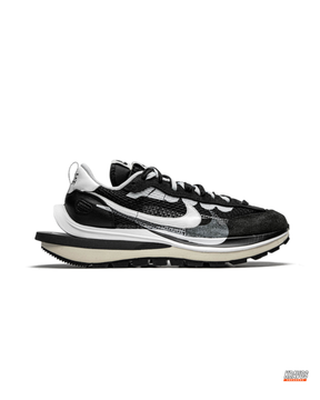 NK Mesh Layered Waffle-Sole Runner