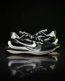 NK Mesh Layered Waffle-Sole Runner Black White