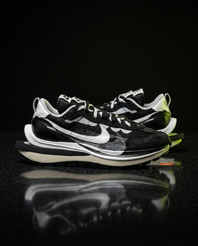 NK Mesh Layered Waffle-Sole Runner Black White