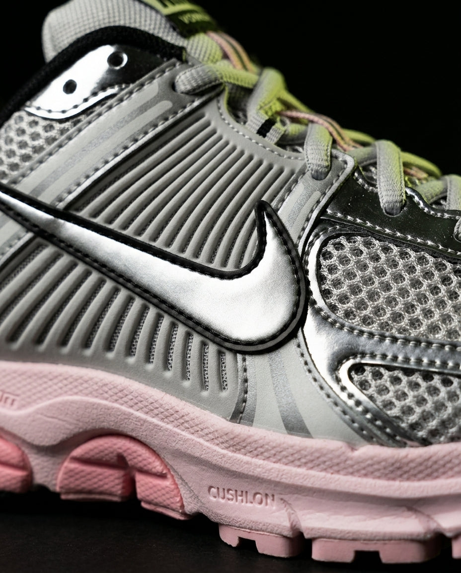 NK Mesh Ribbed-Panel Runner Trainer Grey Silver Pink