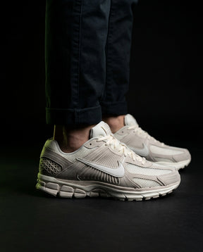 NK Mesh Ribbed-Panel Runner Trainer Grey White