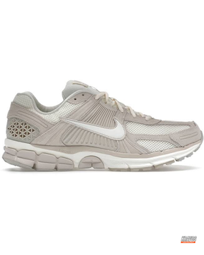 NK Mesh Ribbed-Panel Runner Trainer