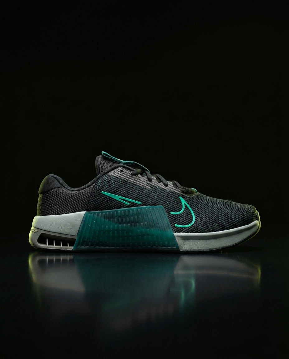 NK Mesh Ribbed Training Trainer