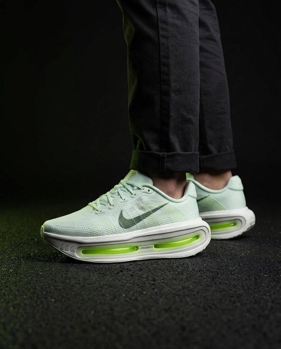 NK Mesh Visible-Airbag Running Trainer Mint Volt