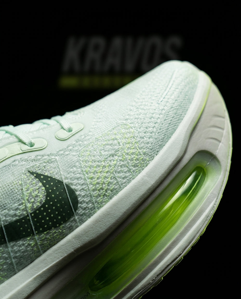 NK Mesh Visible-Airbag Running Trainer Mint Volt
