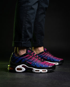 NK Mesh Wavy-Panel Air Runner