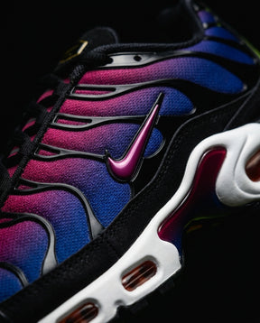 NK Mesh Wavy-Panel Air Runner
