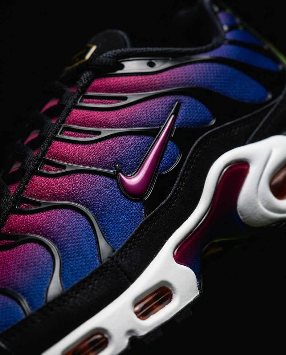 NK Mesh Wavy-Panel Air Runner