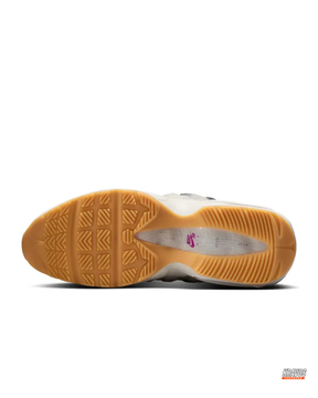 NK Mixed Media Bubble-Sole Runner