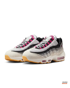 NK Mixed Media Bubble-Sole Runner