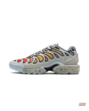 NK Mixed Wavy-Panel Chunky Runner