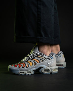NK Mixed Wavy-Panel Chunky Runner