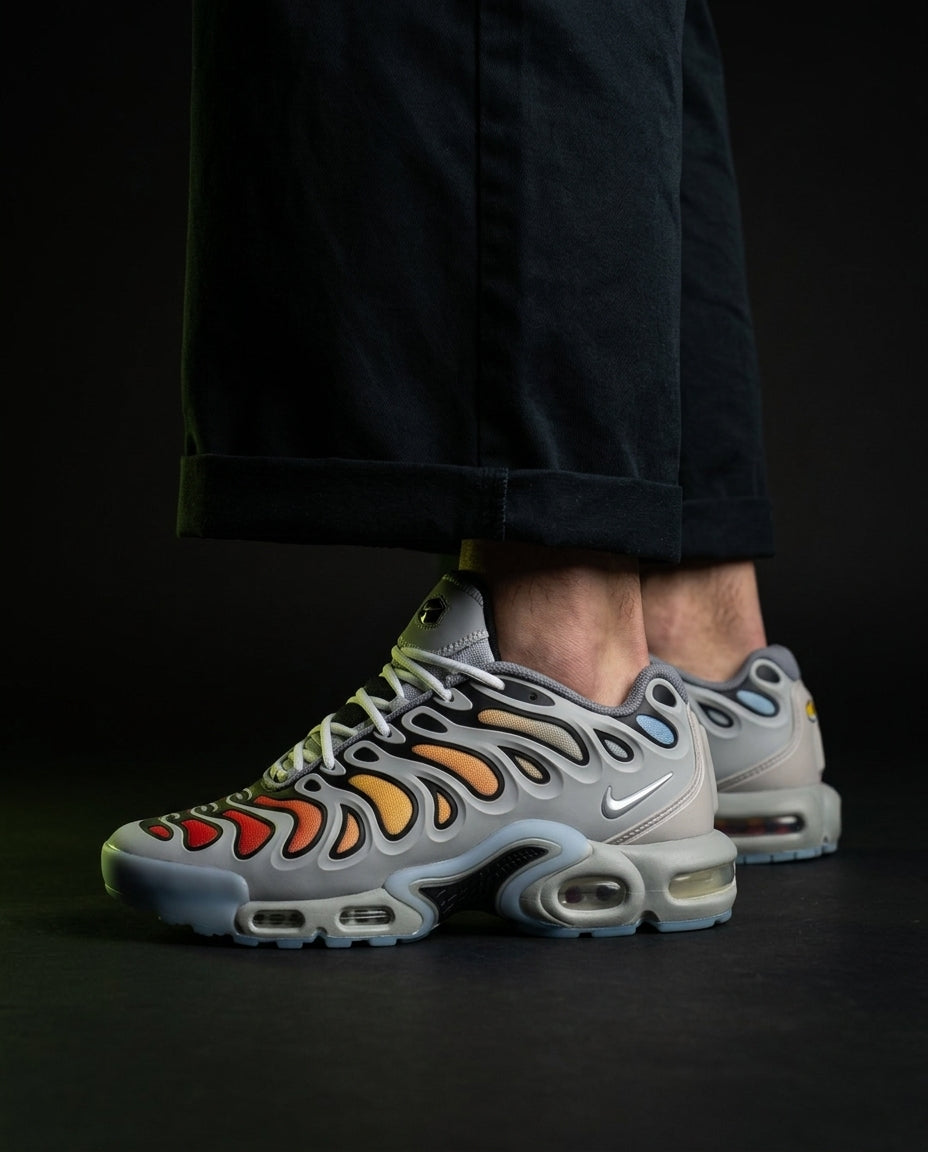 NK Mixed Wavy-Panel Chunky Runner