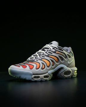 NK Mixed Wavy-Panel Chunky Runner