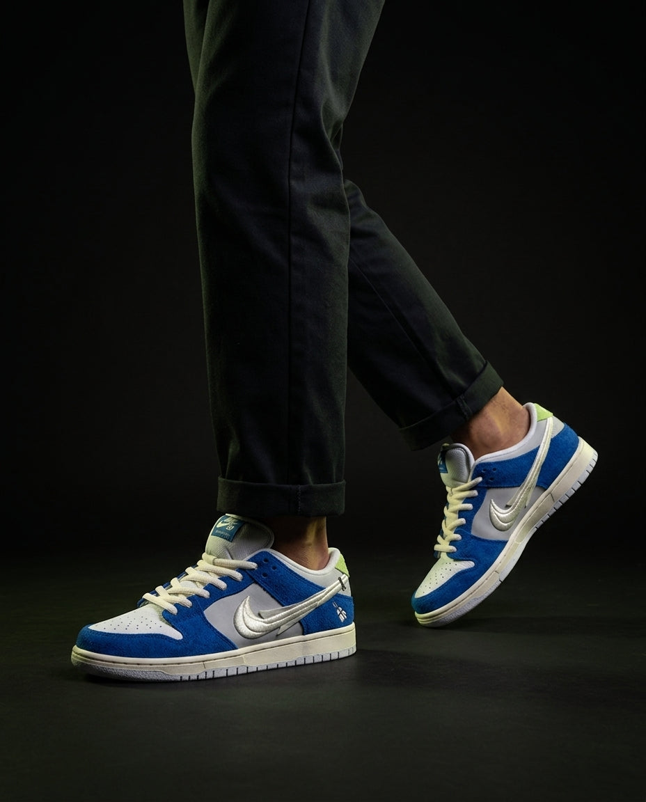 NK Suede Curved-Swoosh Skate Trainer